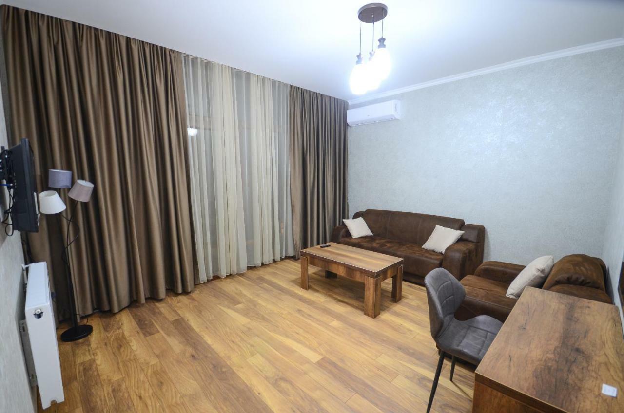Hotel Absolut Batumi Ngoại thất bức ảnh